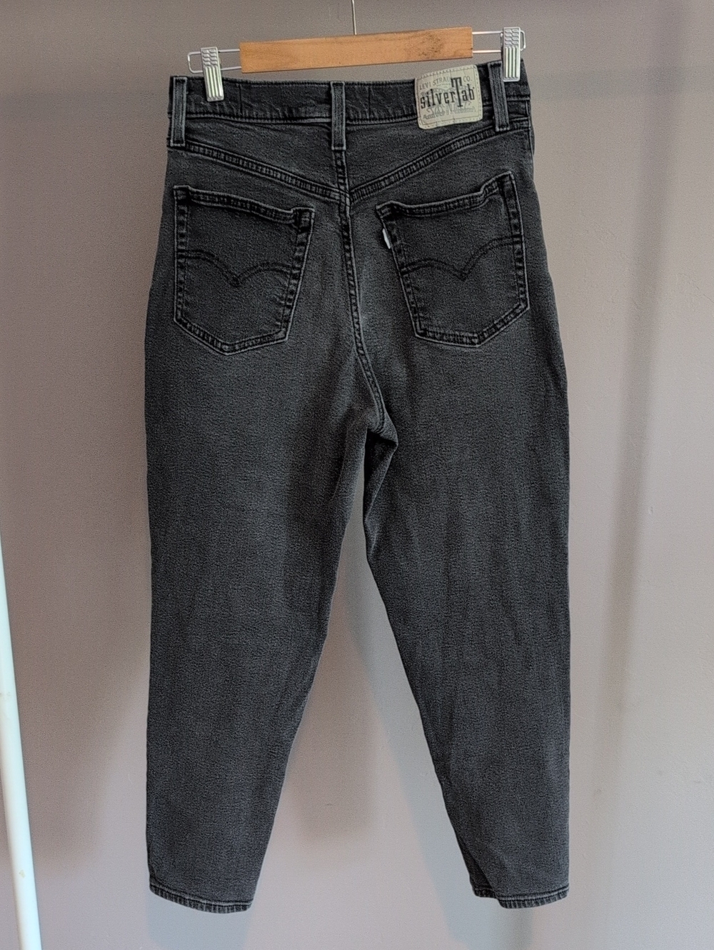 Levi's Silver Tab Mom Jean